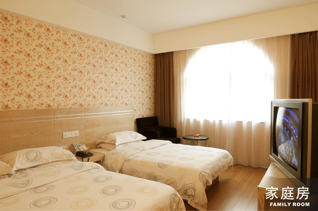 Gude Hotel - Hongdu Avenue Branch Наньчан Экстерьер фото
